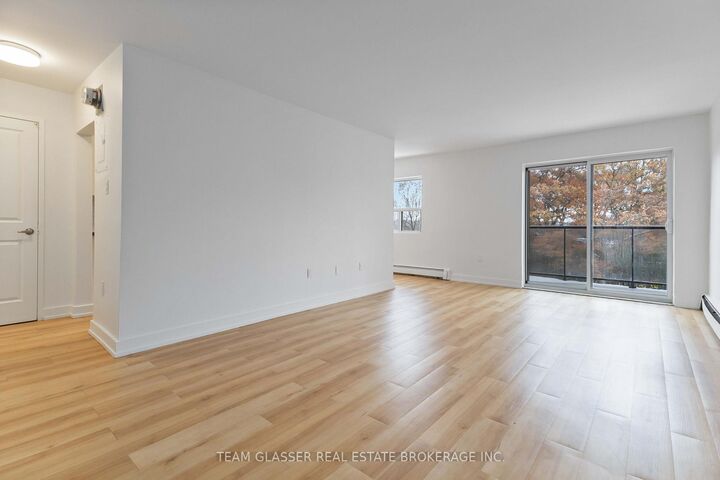 Property Photo:  540 Proudfoot Lane 301  ON N6H 1W3 