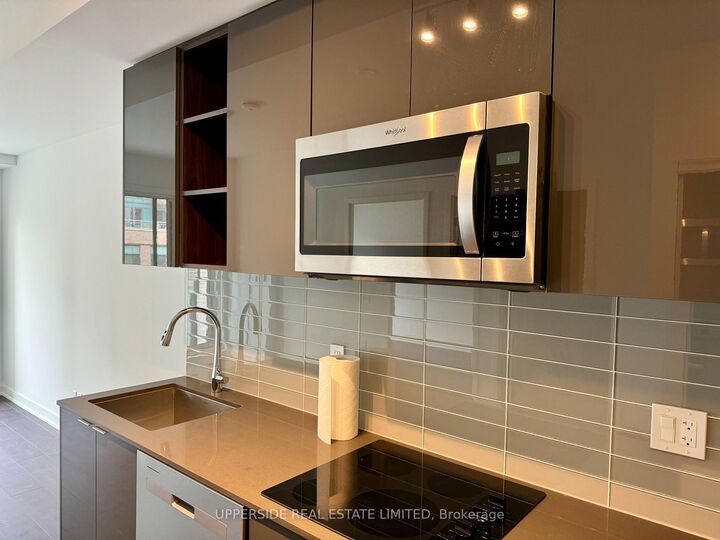 Property Photo:  543 Richmond Street W 602  ON M5V 1Y6 