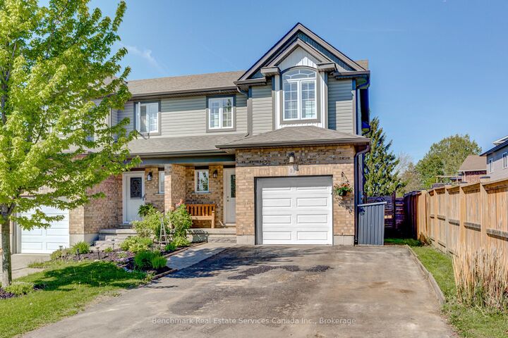 Property Photo:  39 Leesboro Trail  ON N0M 2P0 