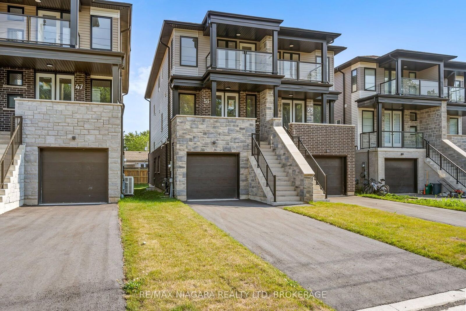 Property Photo:  51 Superior Street  ON L3B 3G3 