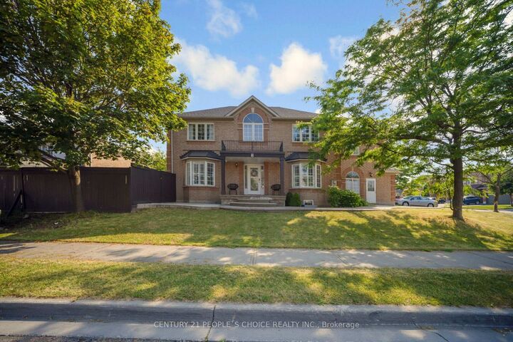 Property Photo:  2 Checkerberry Crescent  ON L6R 2T2 