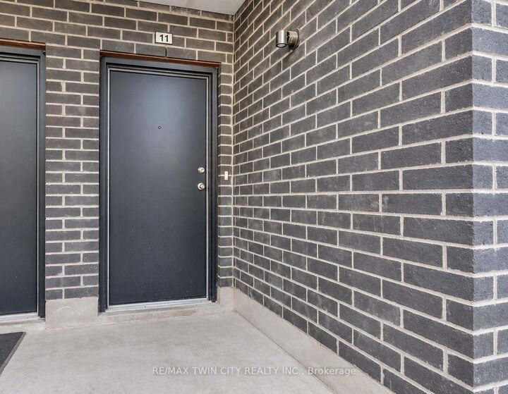 Property Photo: 235 Chapel Hill Drive 11 ON N2R 1N3