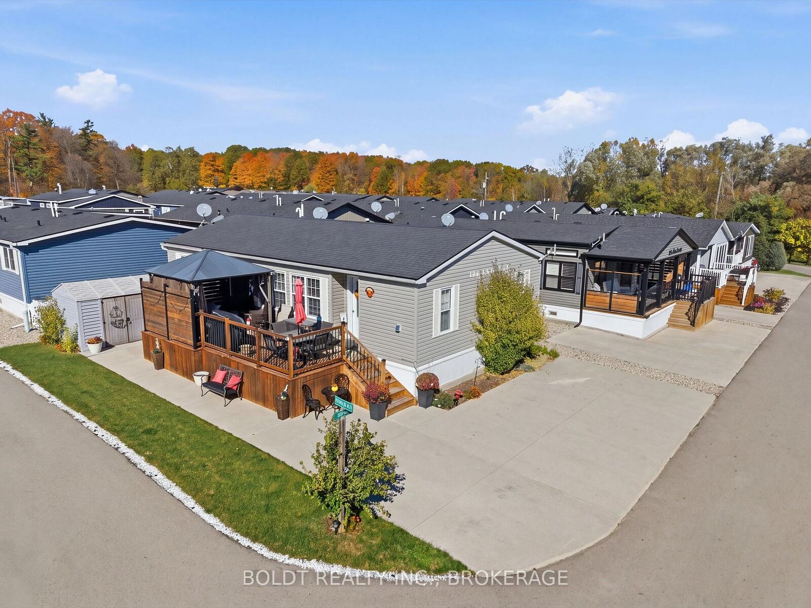 Property Photo:  4449 Milburough Line Ash 31  ON L7P 0C5 