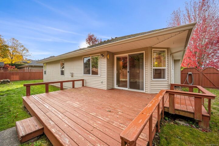 Property Photo:  525 Church St  BC V9M 4G5 