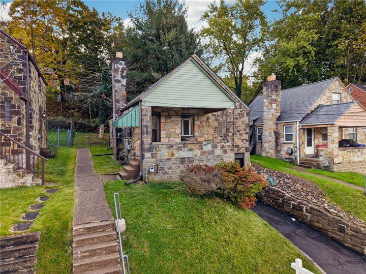Property Photo:  2214 Laketon Rd  PA 15221 