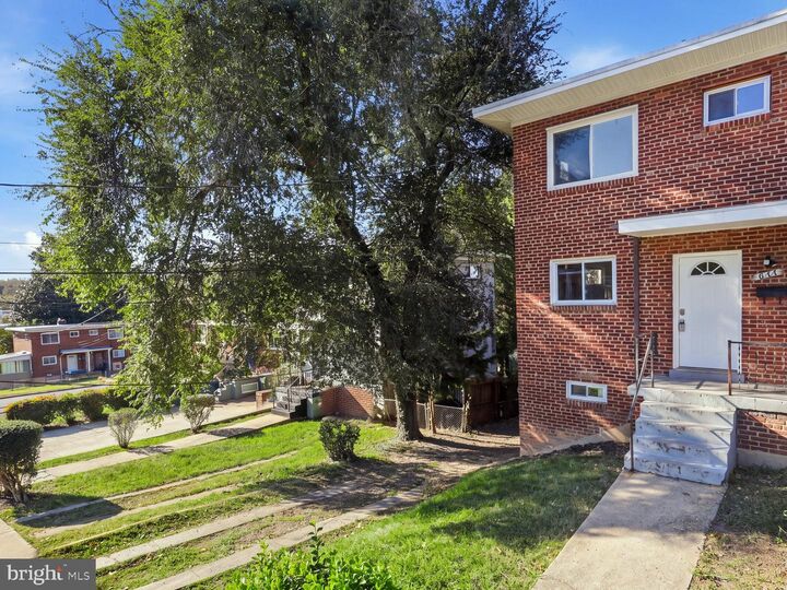 Property Photo:  634 Hampton Drive  MD 20745 
