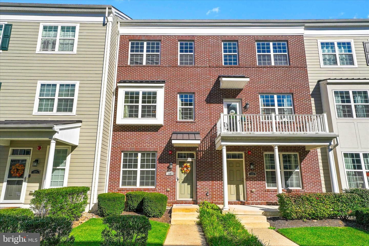 Property Photo:  125 Royal Mews  PA 19020 