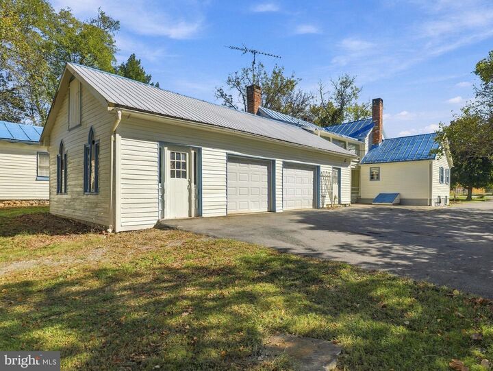 Property Photo:  11447 Leetown Road  WV 25430 