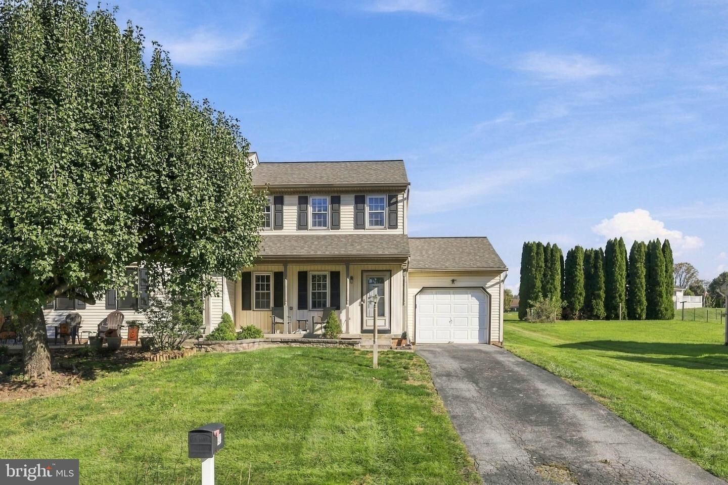 Property Photo: 403 Groffdale Road PA 17566