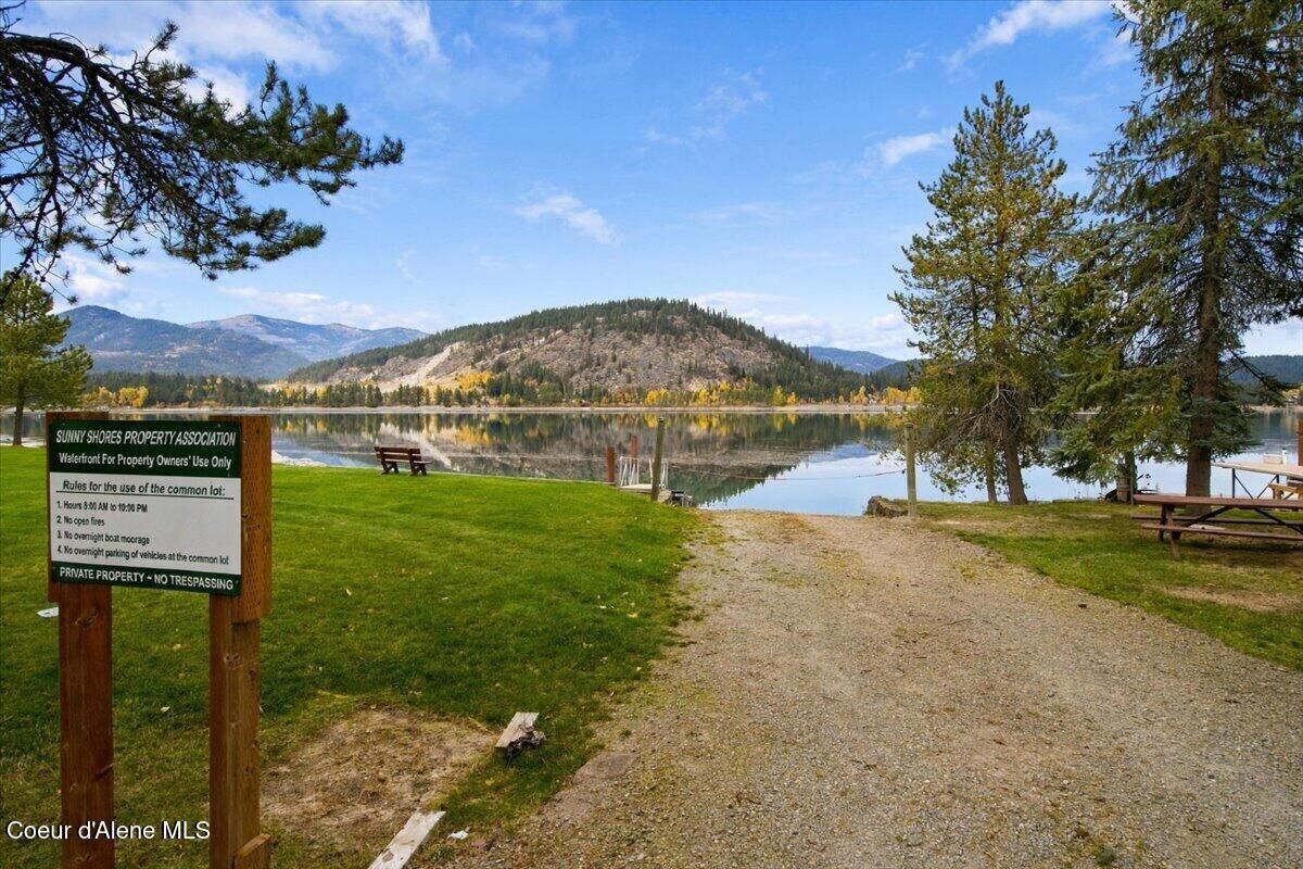 Property Photo:  320 Sunny Shores Loop  ID 83860 