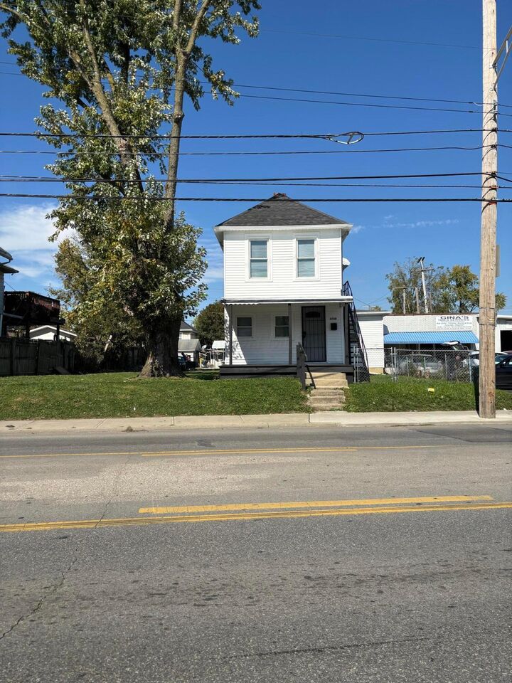 Property Photo: 2730 Sullivant Avenue OH 43204
