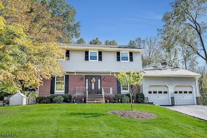 Property Photo: 8 Cedar Ln NJ 07068