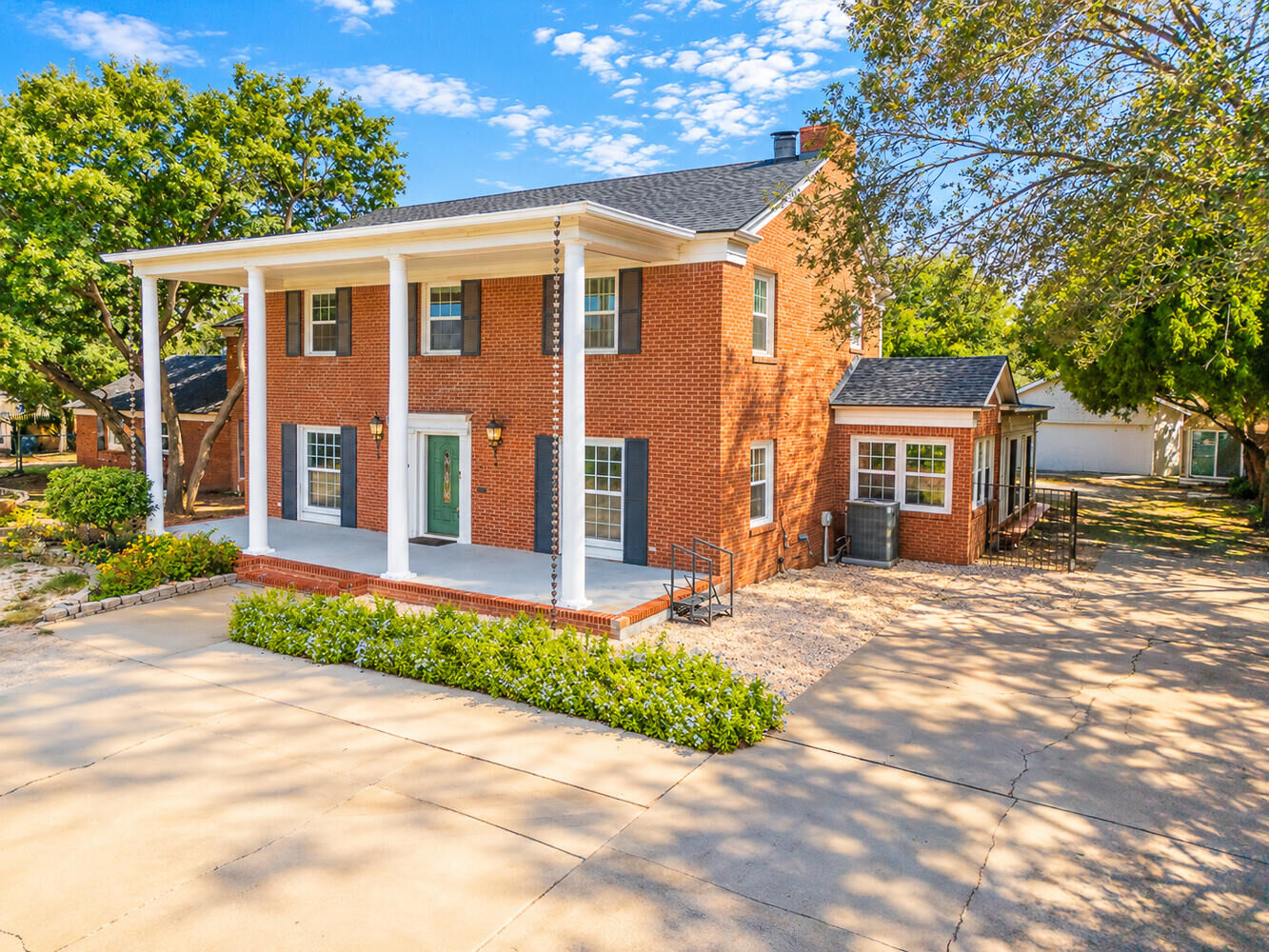 Property Photo: 5104 19th Street TX 79407