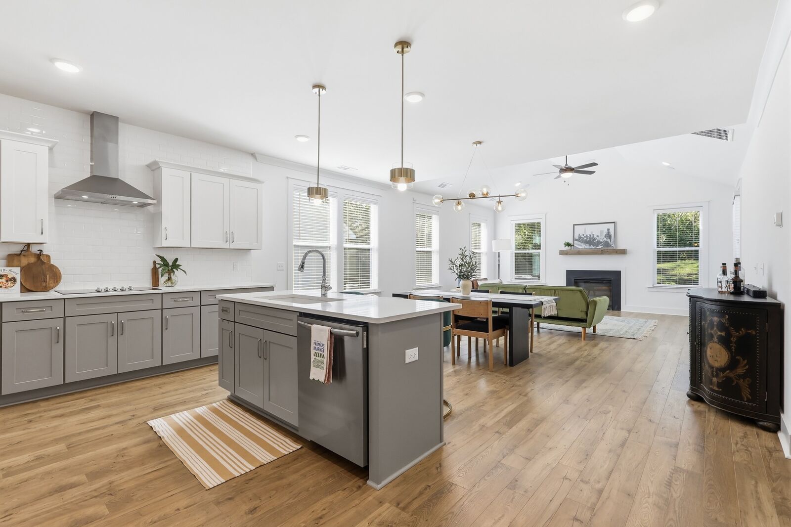 Property Photo:  122 Portico Pl  TN 37086 