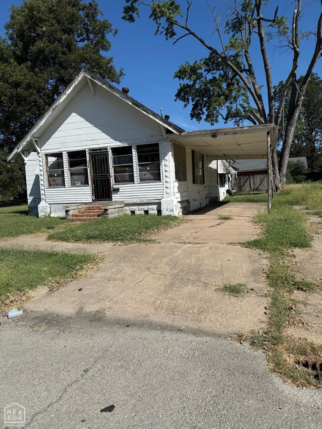 Property Photo: 212 W Kentucky Street AR 72315