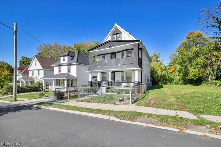 Property Photo: 10407 Grandview Avenue OH 44104