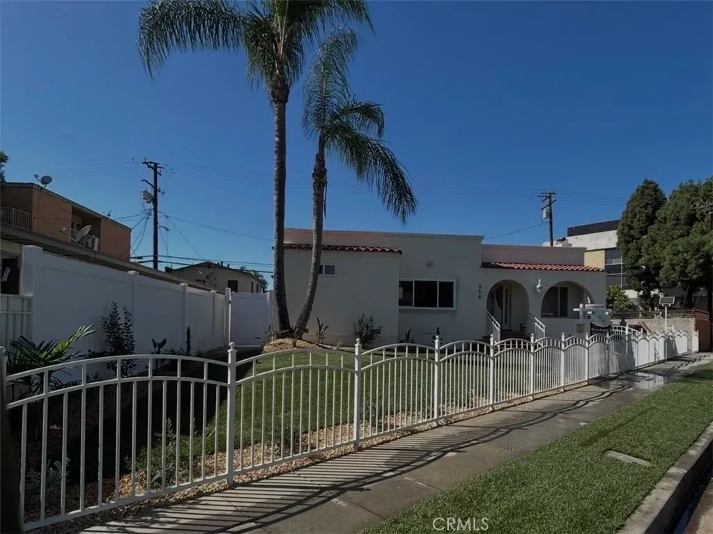 Property Photo:  354 E Carson  CA 90807 