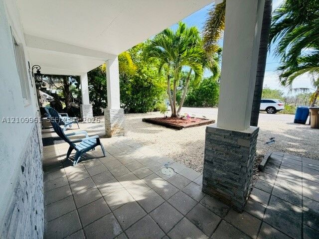 Property Photo:  26 Shoreland Dr  FL 33037 