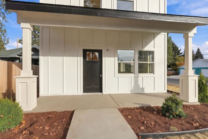 Property Photo: 6100 N Stevens St WA 99205