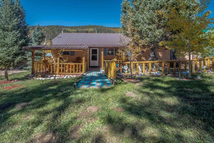Property Photo:  40 Cielo Vista Rd  NM 87529 