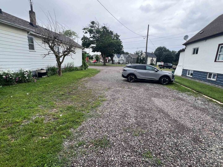 Property Photo:  5470 Lewis Avenue  ON L2G 3R7 