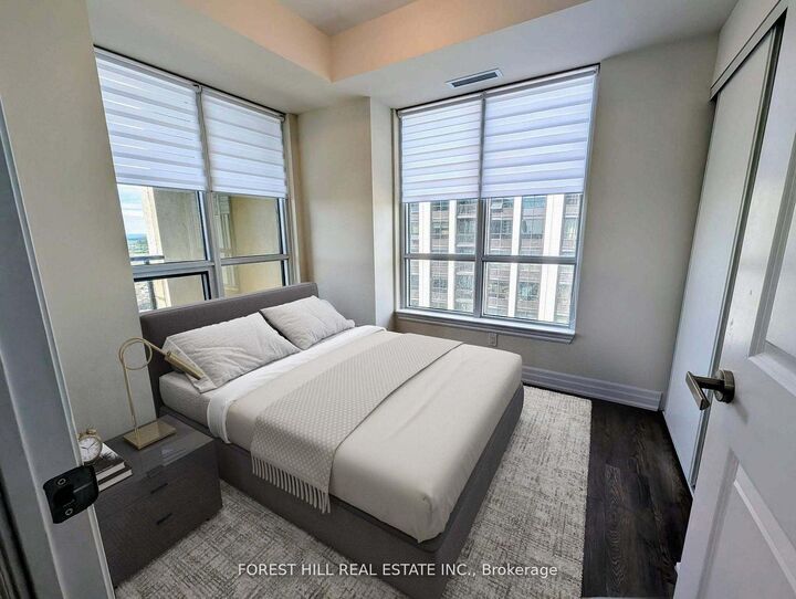 Property Photo:  9075 Jane Street 1909  ON L5K 0L7 