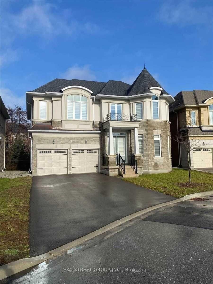 Property Photo:  28 Macdonald Court  ON L4E 1E9 