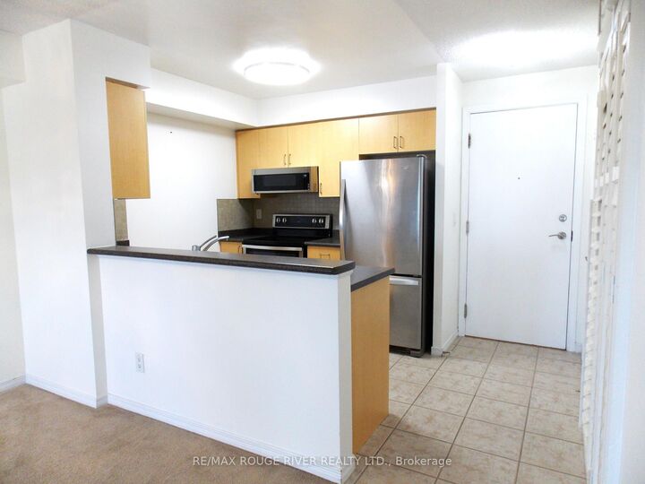 Property Photo:  3650 Kingston Road 726  ON M1M 3X9 