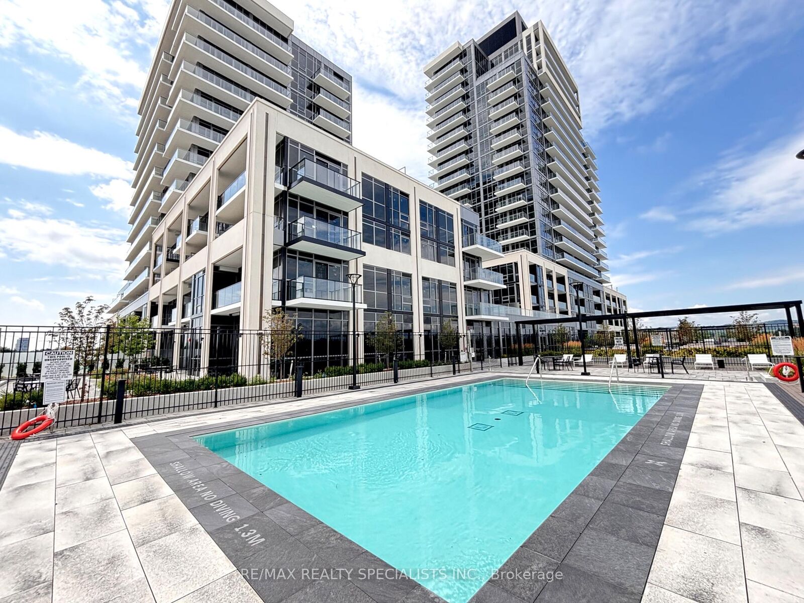 Property Photo:  115 Nipissing Road 313A  ON L9T 4Z9 