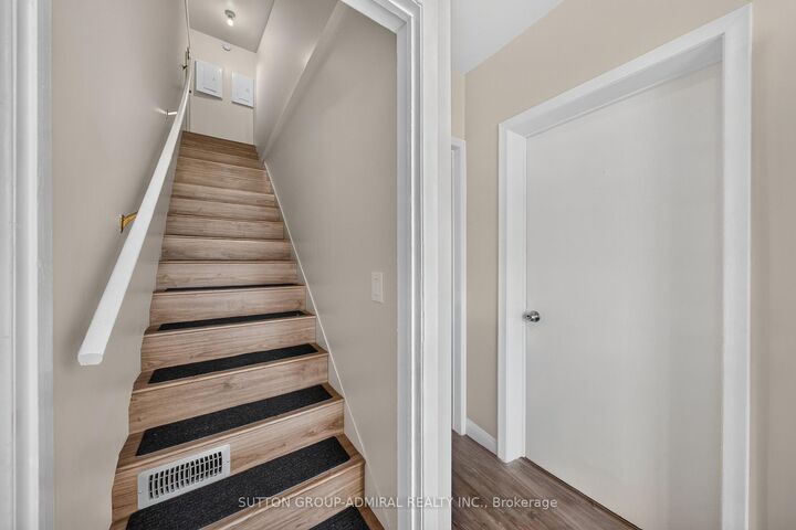 Property Photo:  6745 Main Street 2  ON L4A 6B5 