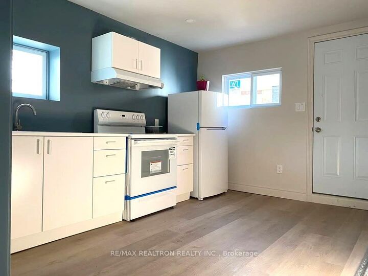Property Photo:  192 Lincoln Road W Unit 3  ON L0S 1B0 