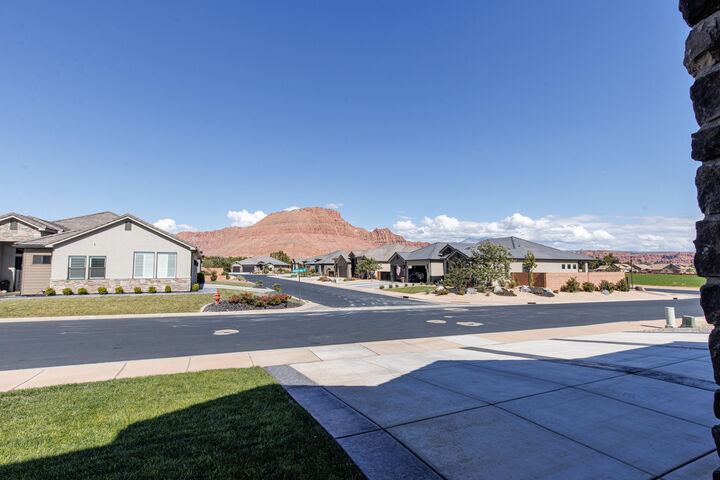 Property Photo: 227 W United Way UT 84738