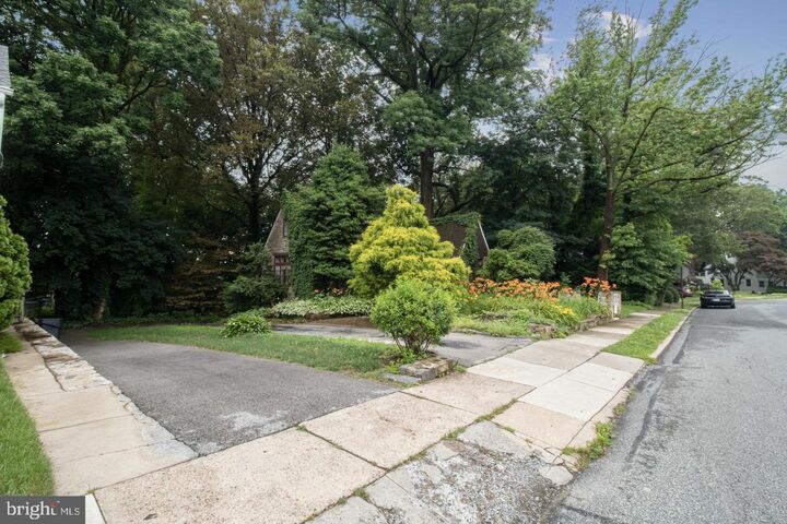 Property Photo:  612 Beverly Boulevard  PA 19082 
