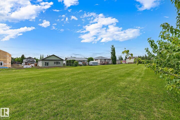 Property Photo:  4804 53 Avenue  AB T0C 2P0 