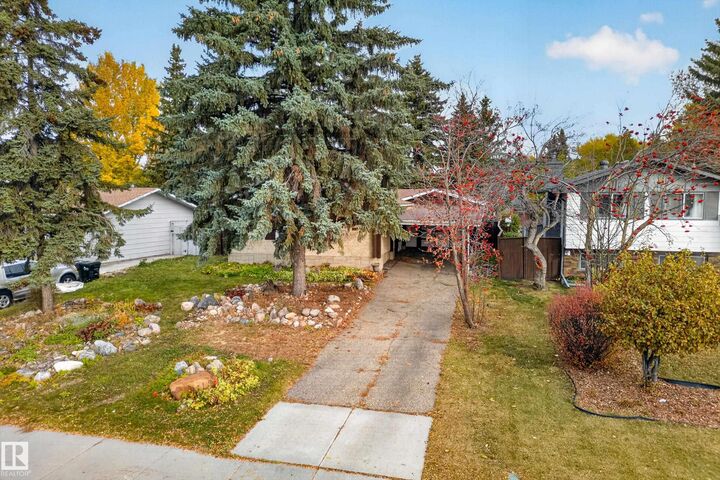 Property Photo: 119 Main Boulevard AB T8A 2H1