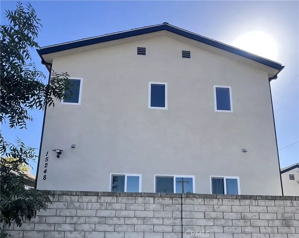 Property Photo: 15248 Mayall Street CA 91345