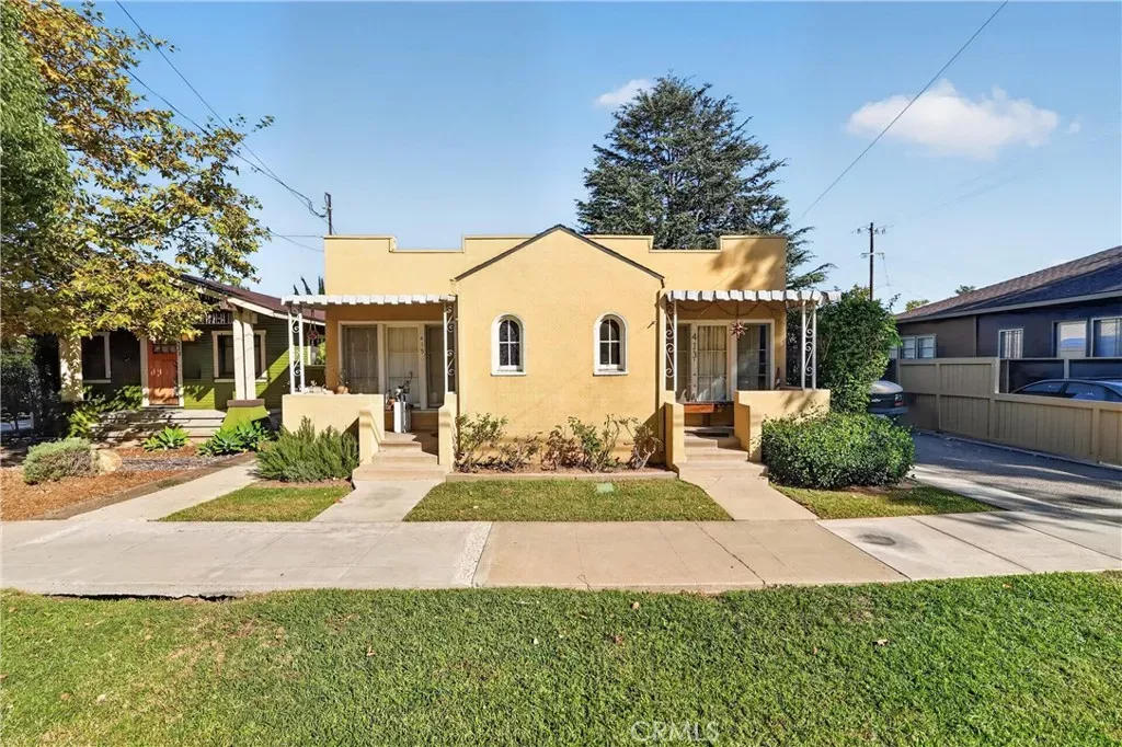 Property Photo:  413 N Center  CA 92866 