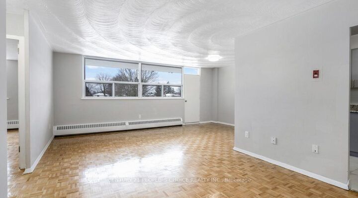 Property Photo:  3875 Sheppard Avenue E 405  ON M1T 3L6 