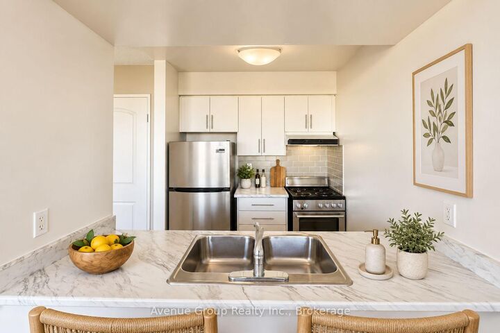 Property Photo:  171 Main Street N 314  ON L6X 0H4 