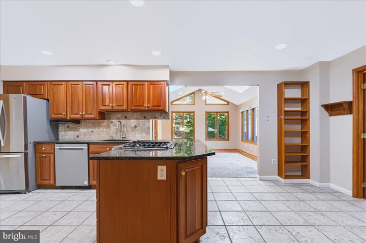 Property Photo:  6 Woodshaw Road  DE 19711 