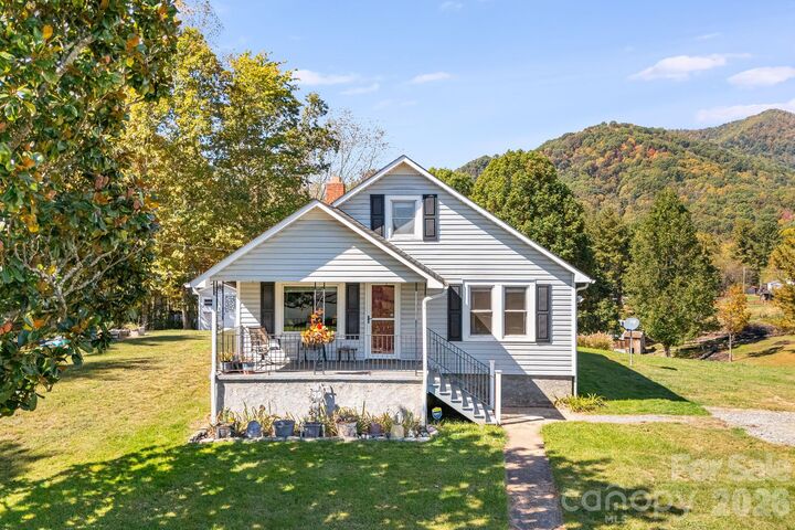Property Photo: 39 Brown Cove Road NC 28721