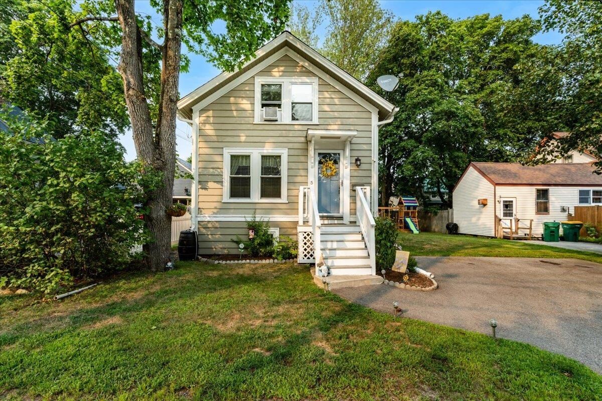 Property Photo: 5 Morton Avenue NH 03867