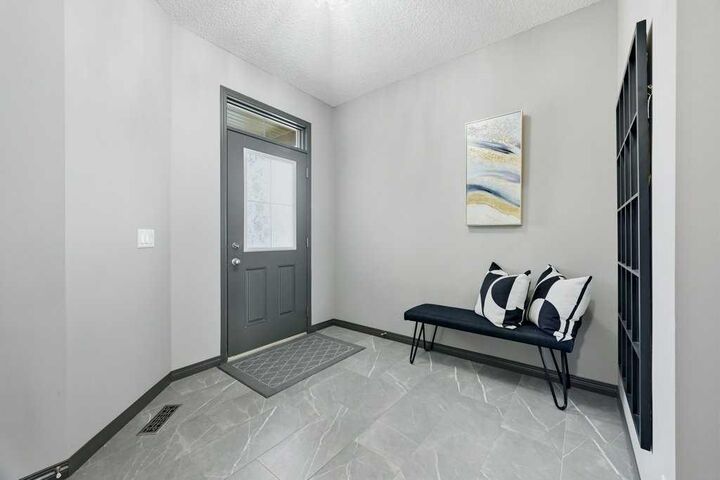 Property Photo:  19 Auburn Crest Manor SE  AB T3M 1T7 