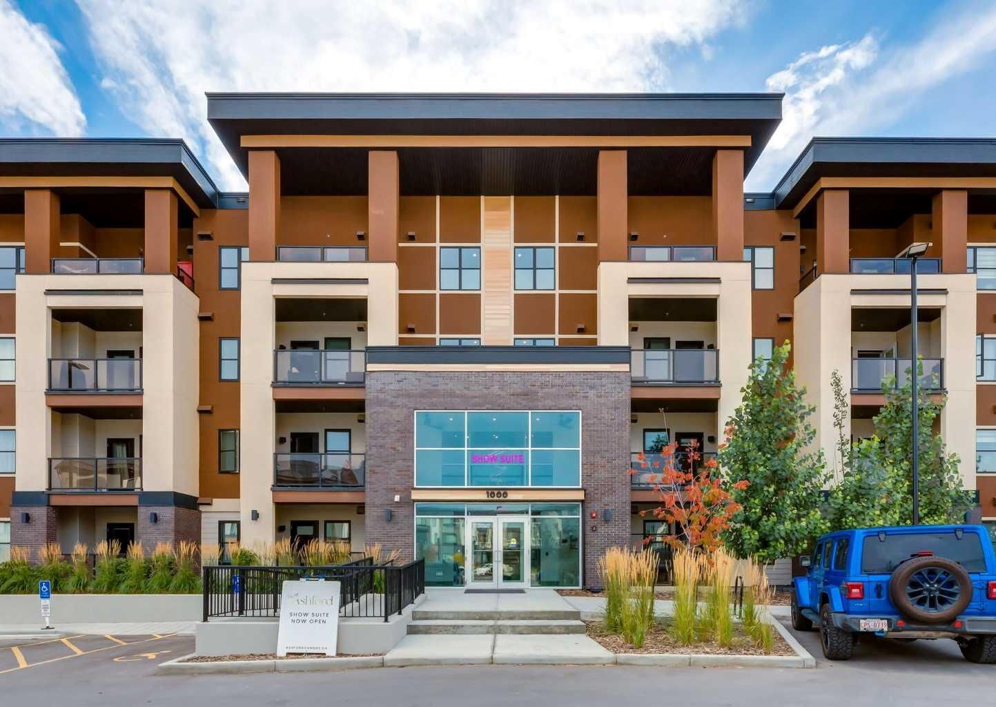 Property Photo: 81 Arbour Lake View NW 1203 AB T3G 0H4