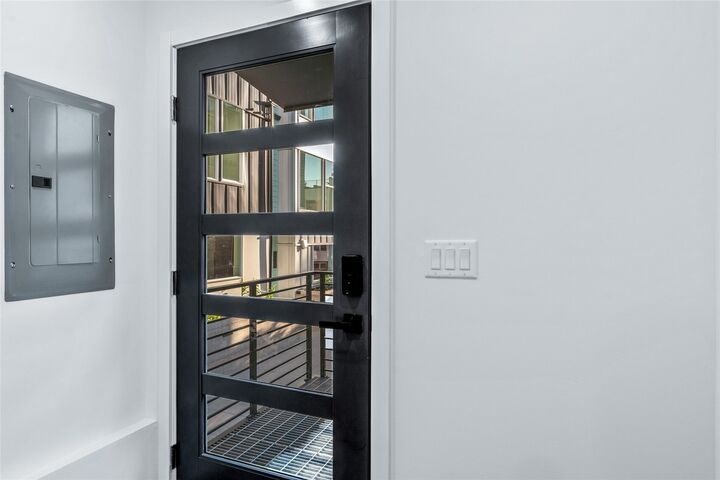 Property Photo:  12516  35th Avenue NE F  WA 98125 