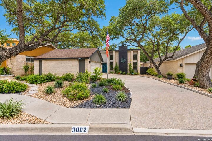 Property Photo: 3802 Hunters Bow St TX 78230