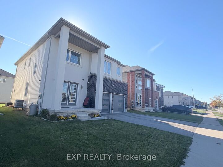 Property Photo:  204 McCabe Avenue  ON L3B 0H6 
