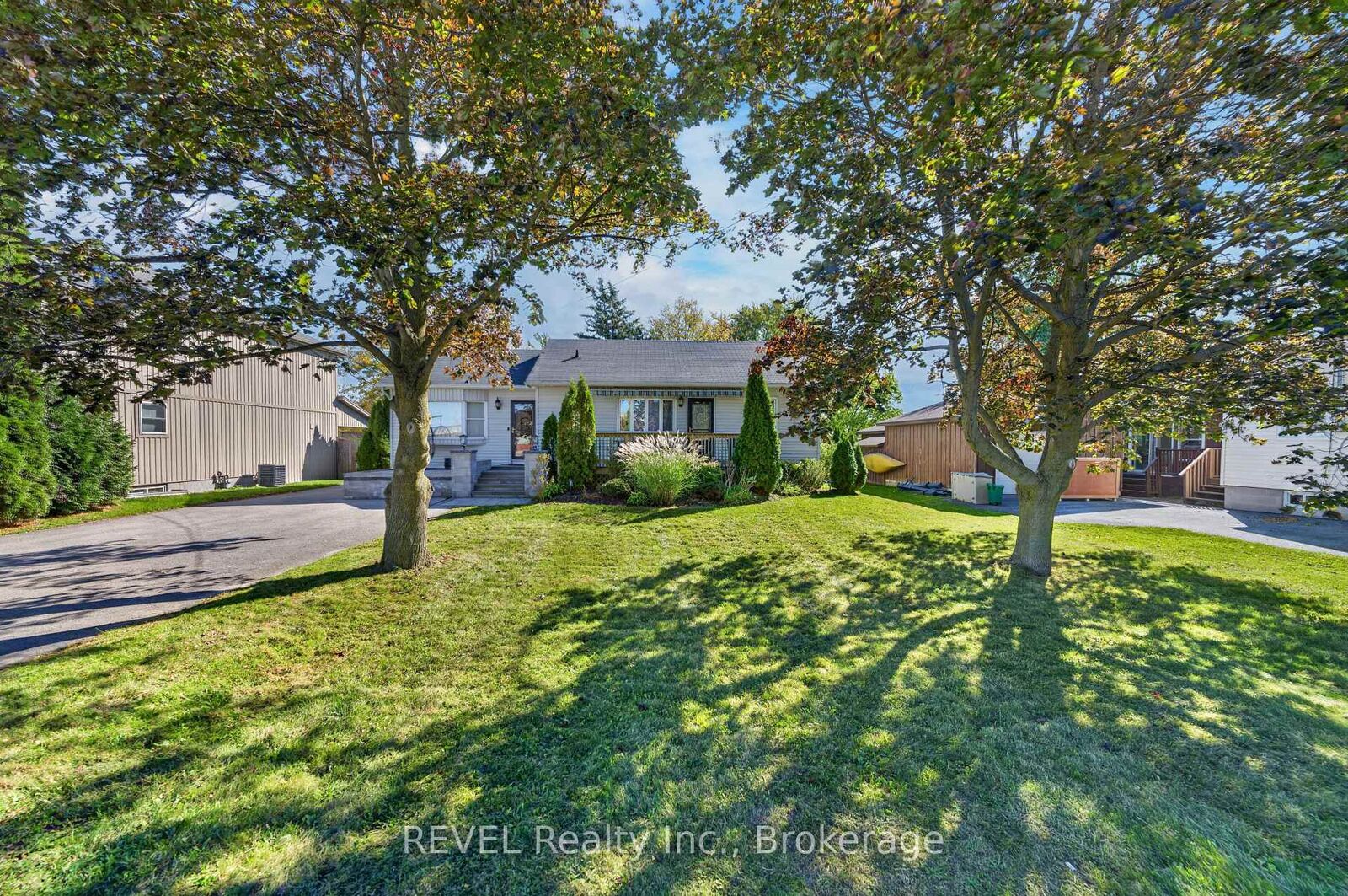 Property Photo:  1329 Niagara Stone Road  ON L0S 1J0 