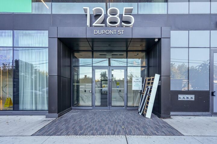 Property Photo:  1285 Dupont Street 2610  ON M6H 0E3 