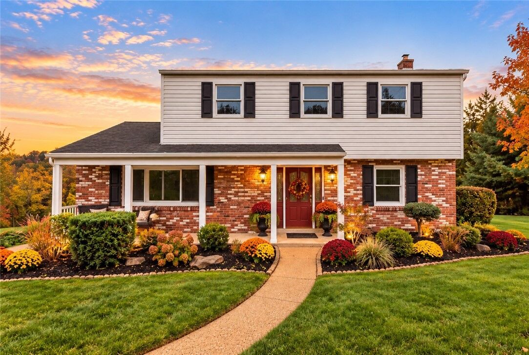 Property Photo: 111 Lampliter Ln PA 15317
